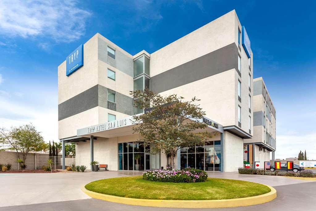 Tryp By Wyndham San Luis Potosi Hotel & Suites Exterior photo